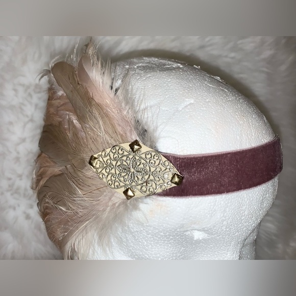 Bedford Falls New Orleans custom flapper style Headwear  feather headband - Picture 3 of 11